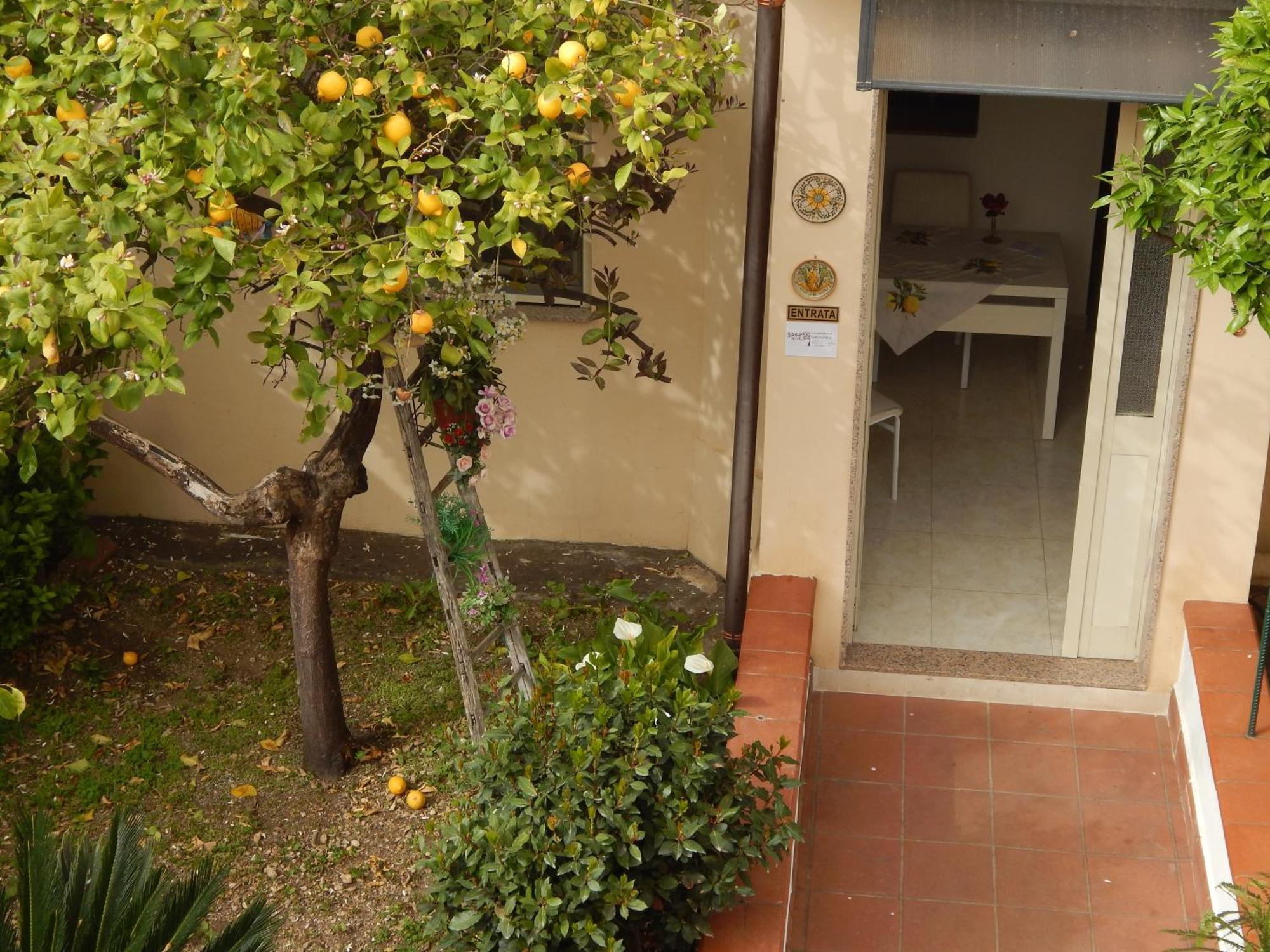 Nel Giardino Di Nunziatina Apartment Syracuse ภายนอก รูปภาพ